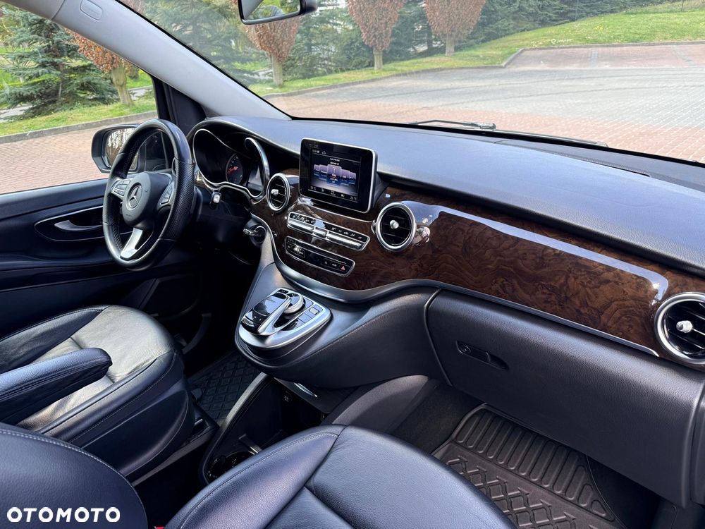 Mercedes-Benz Klasa V 250 (BlueTEC) d lang 7G-TRONIC - 28