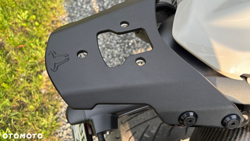 Triumph Speed Triple - 12