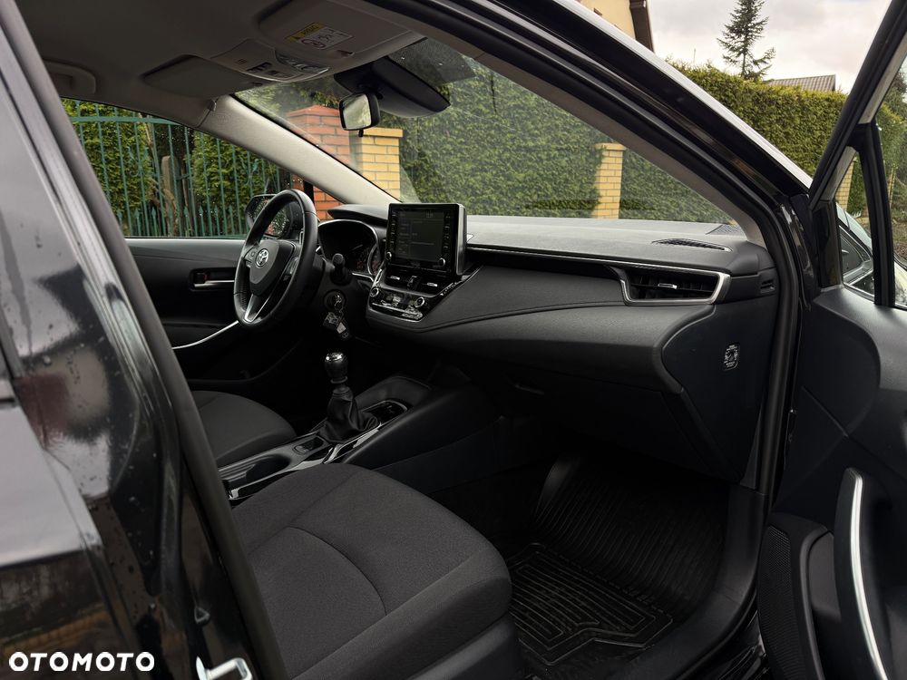 Toyota Corolla 1.5 Comfort - 11