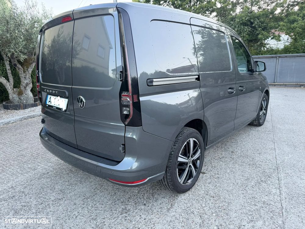 VW Caddy 25 2.0 TDI DSG - 11