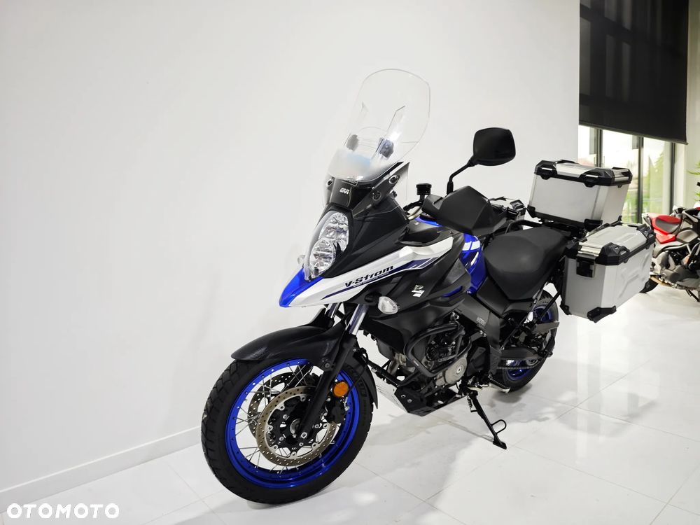 Suzuki V-STROM - 15