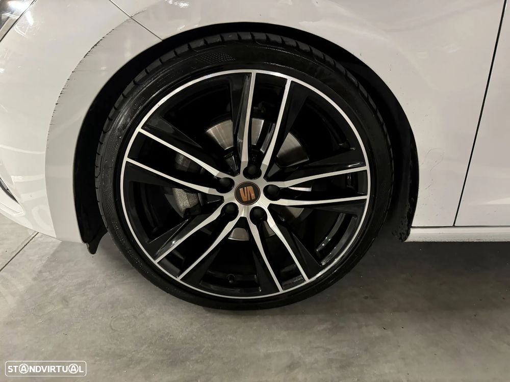 SEAT Leon ST 2.0 TDI FR S/S - 8
