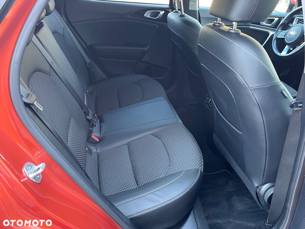 Kia XCeed 1.4 T-GDI OPF DCT7 JBL SOUND EDITION - 14