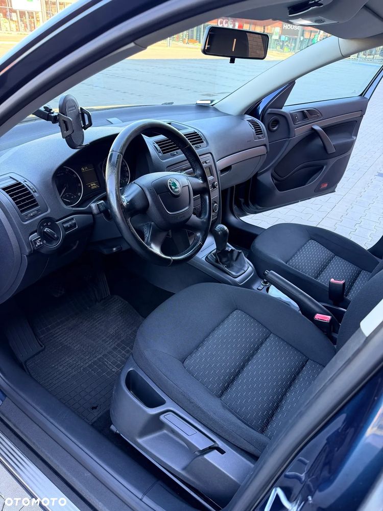 Skoda Octavia - 10