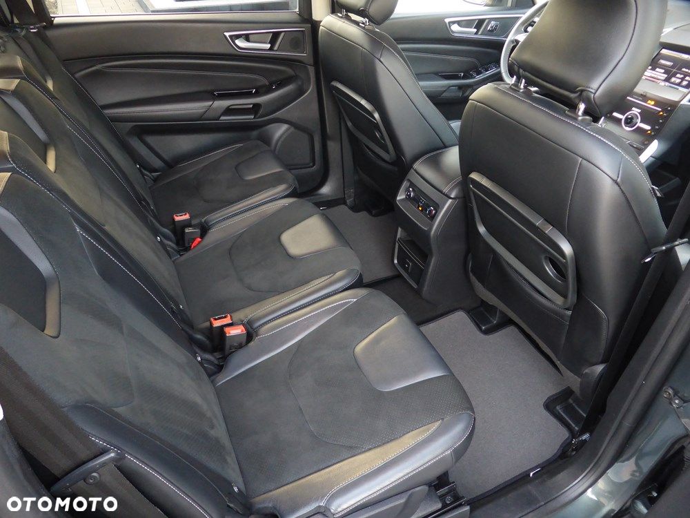 Ford Galaxy 2.0 TDCi Titanium - 32