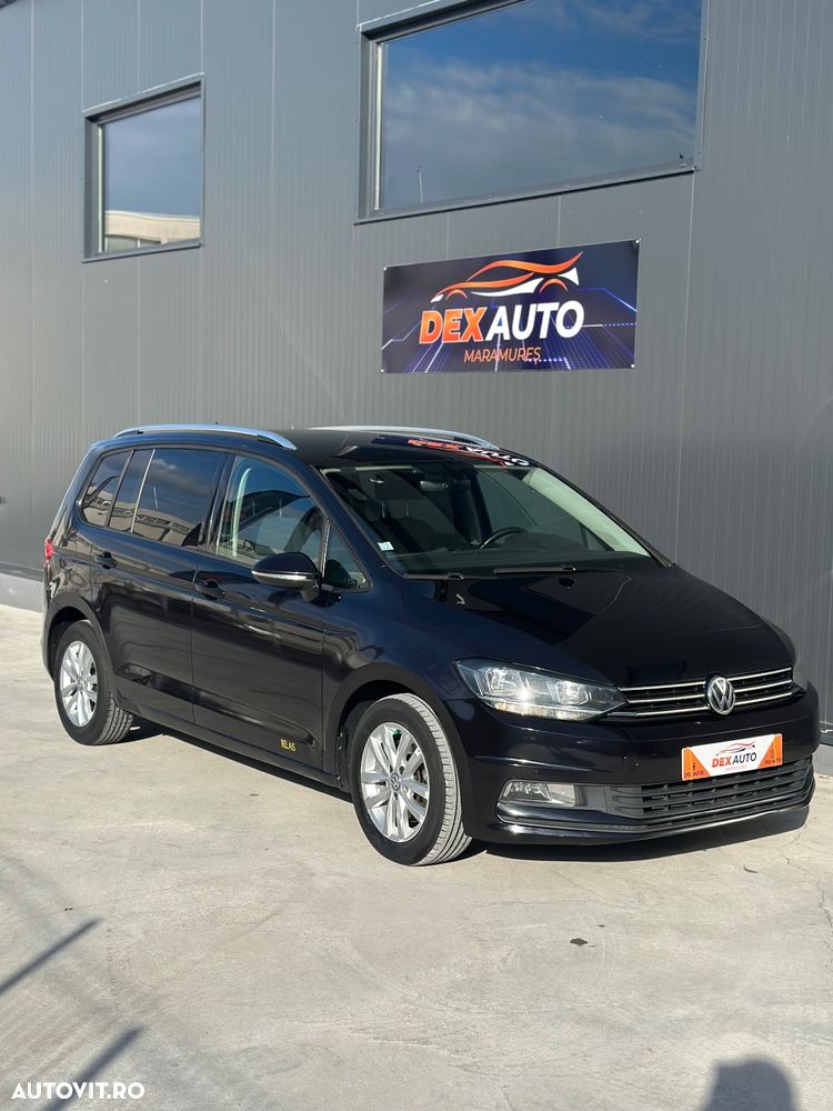 Volkswagen Touran 2.0 TDI DSG Comfortline - 5