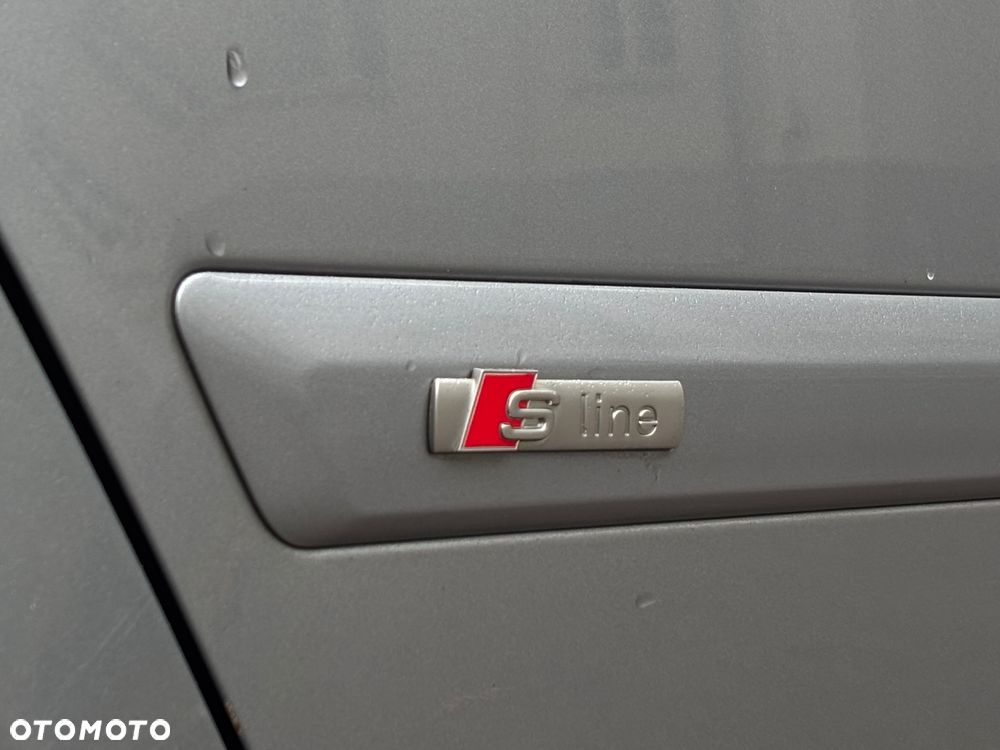 Audi A3 Sportback 1.8 TFSI S line Sportpaket - 13