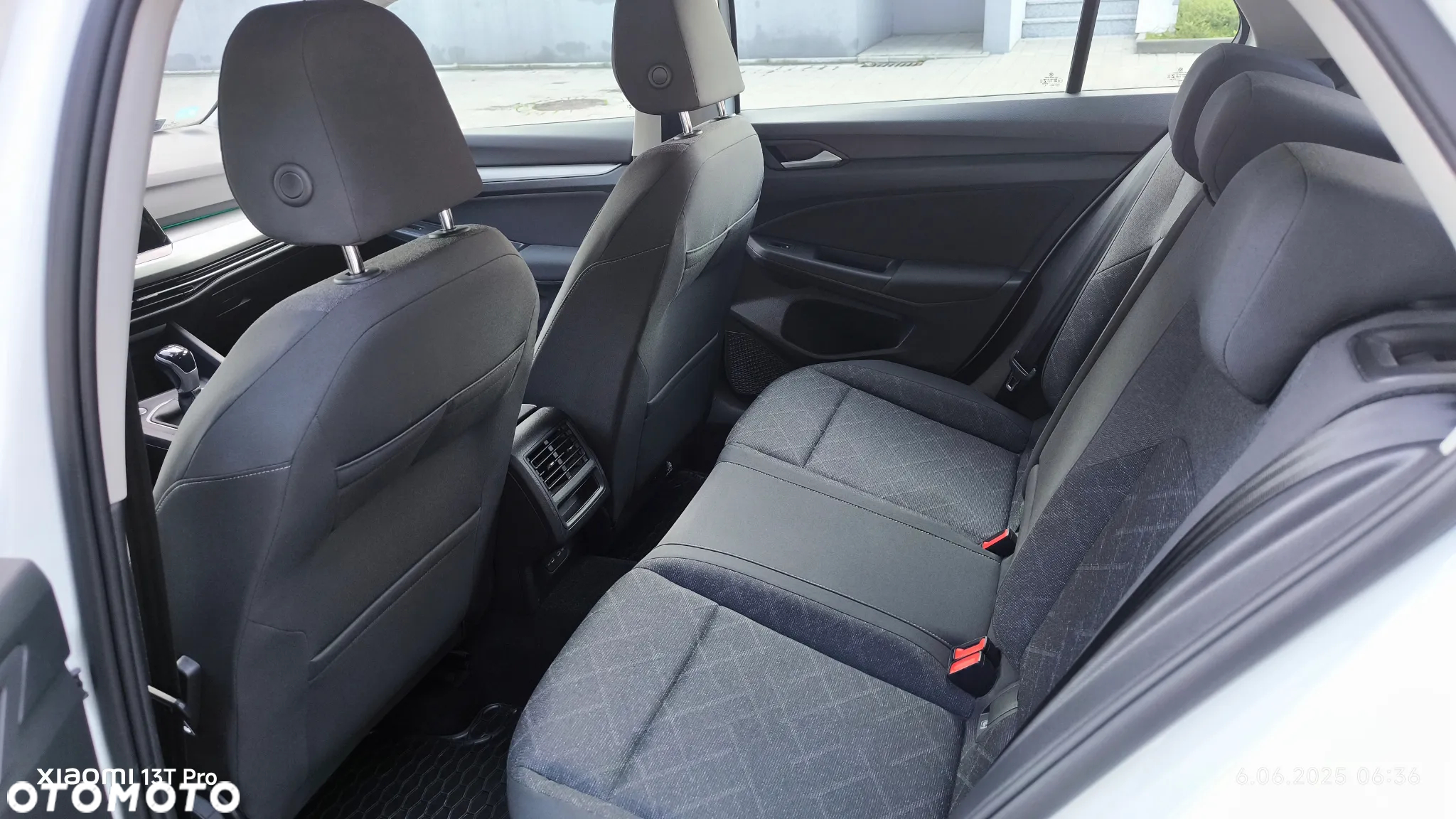 Volkswagen Golf VIII 1.5 TSI EVO Life - 6