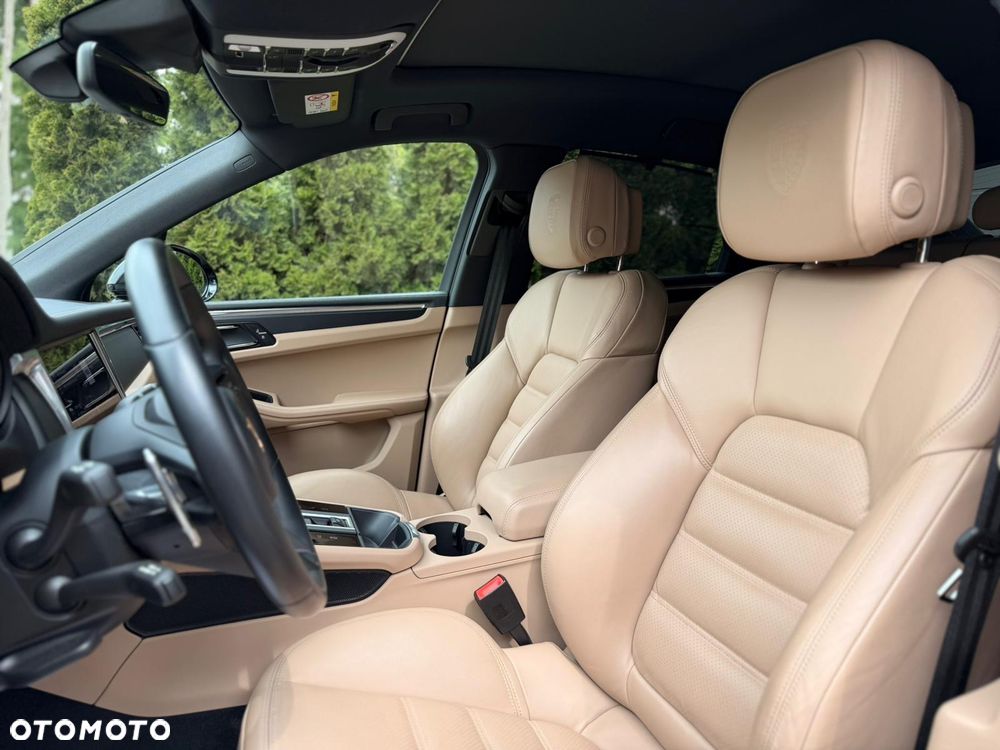 Porsche Macan T - 14