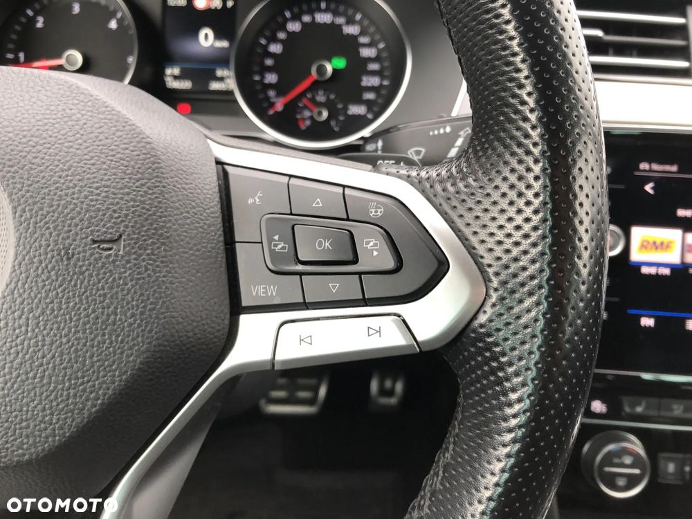 Volkswagen Passat Alltrack 2.0 TDI SCR 4Motion DSG - 16