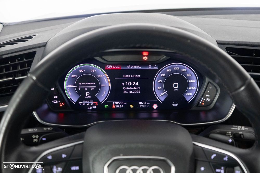 Audi Q3 45 TFSIe S tronic - 29