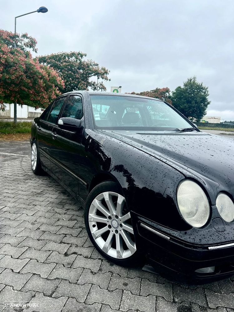Mercedes-Benz E 220 CDI Avantgarde - 1