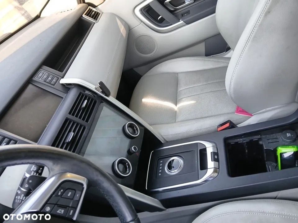 Land Rover Discovery - 18