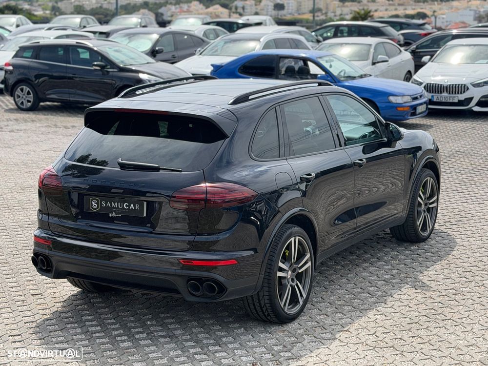 Porsche Cayenne S - 8