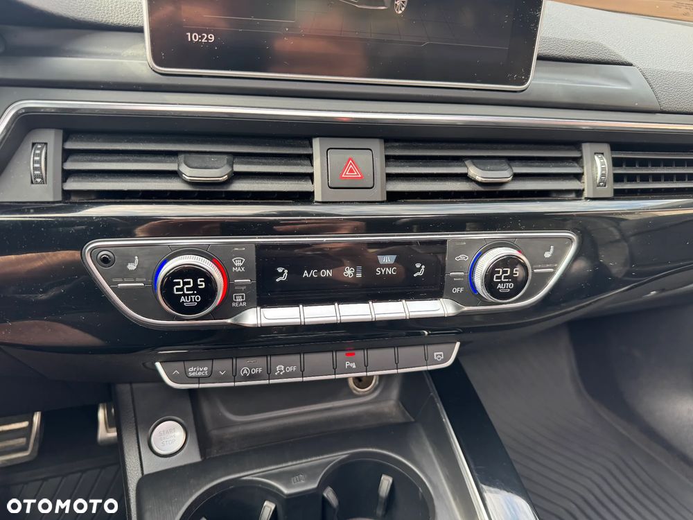 Audi A4 Avant - 25