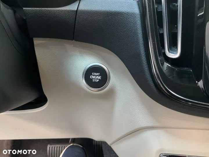 Volvo XC 40 T3 Geartronic Inscription - 16