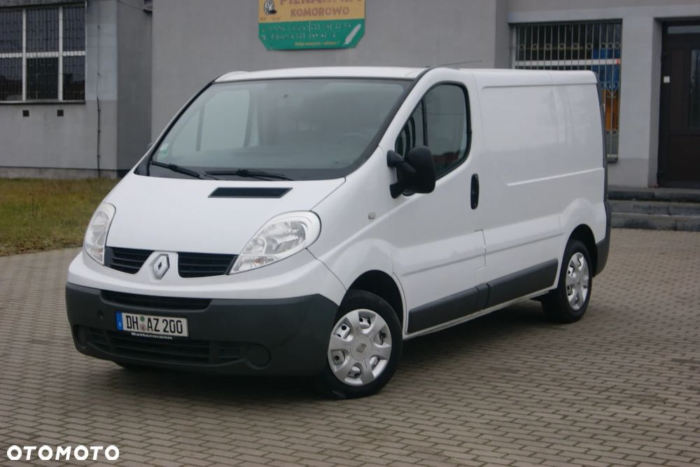 Renault TRAFIC - 8