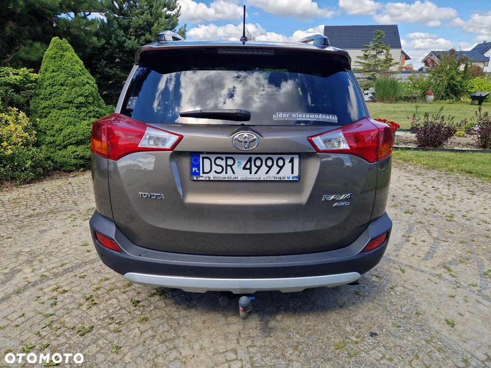 Toyota RAV4 - 4