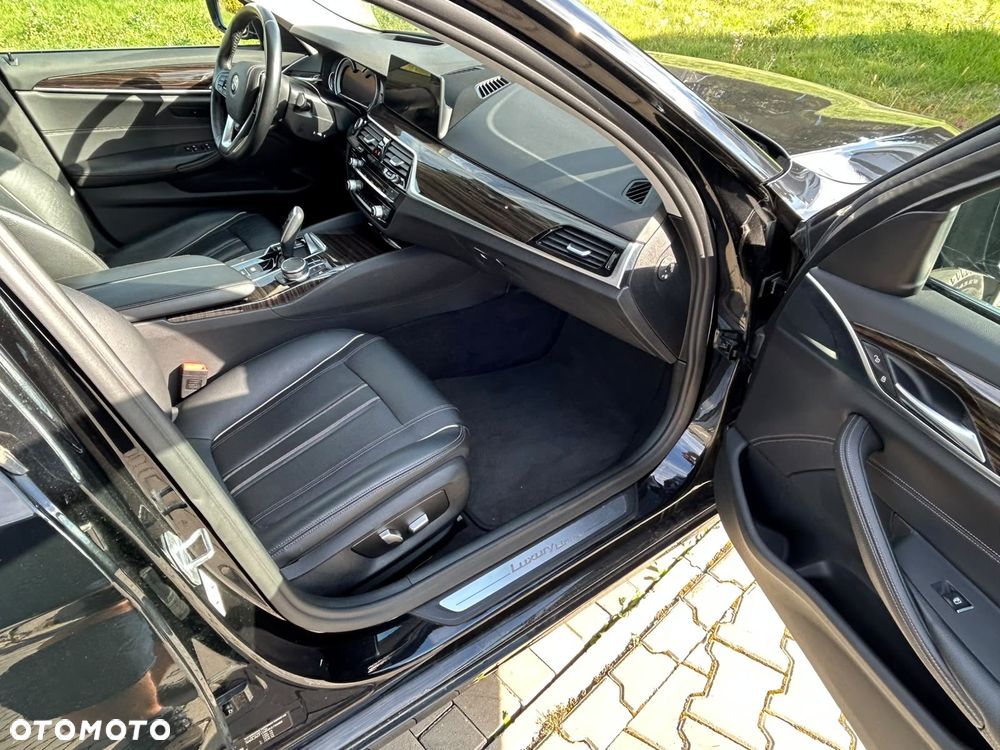 BMW Seria 5 - 21
