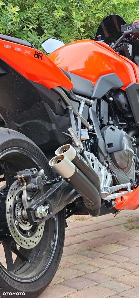 Suzuki GSX-R - 4