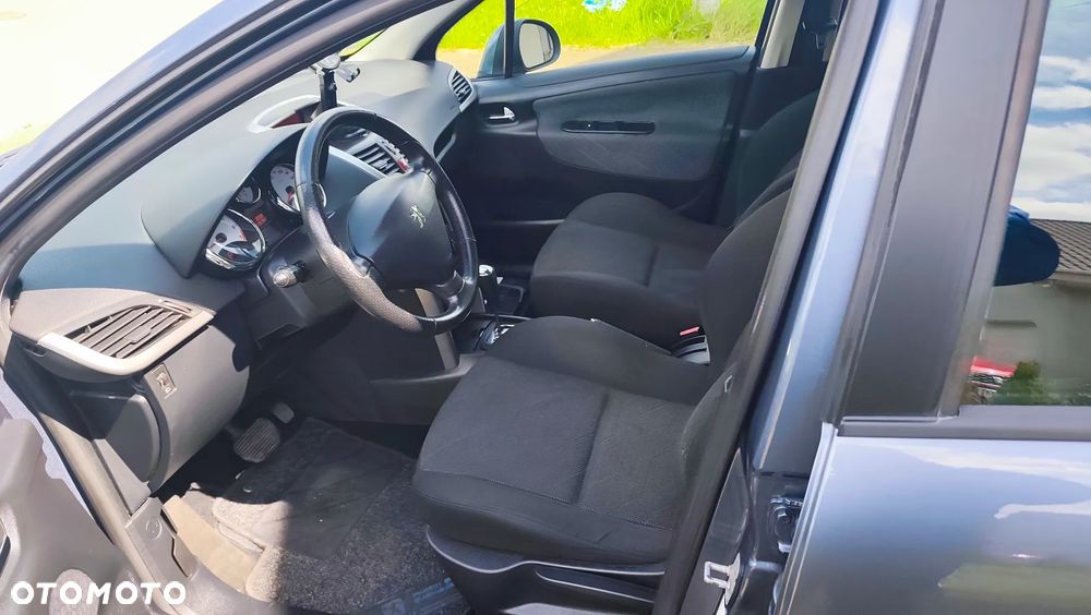 Peugeot 207 120 Automatik Premium - 4