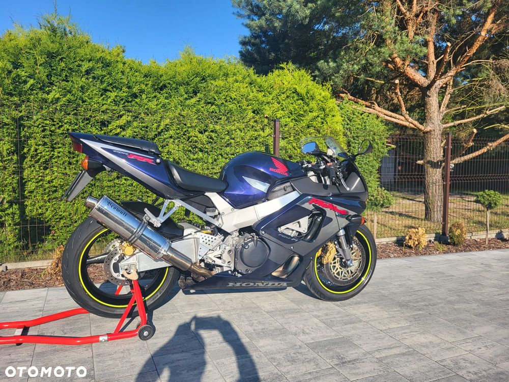 Honda CBR - 8