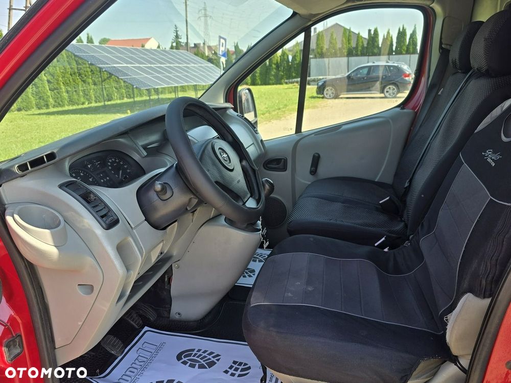 Opel Vivaro - 13