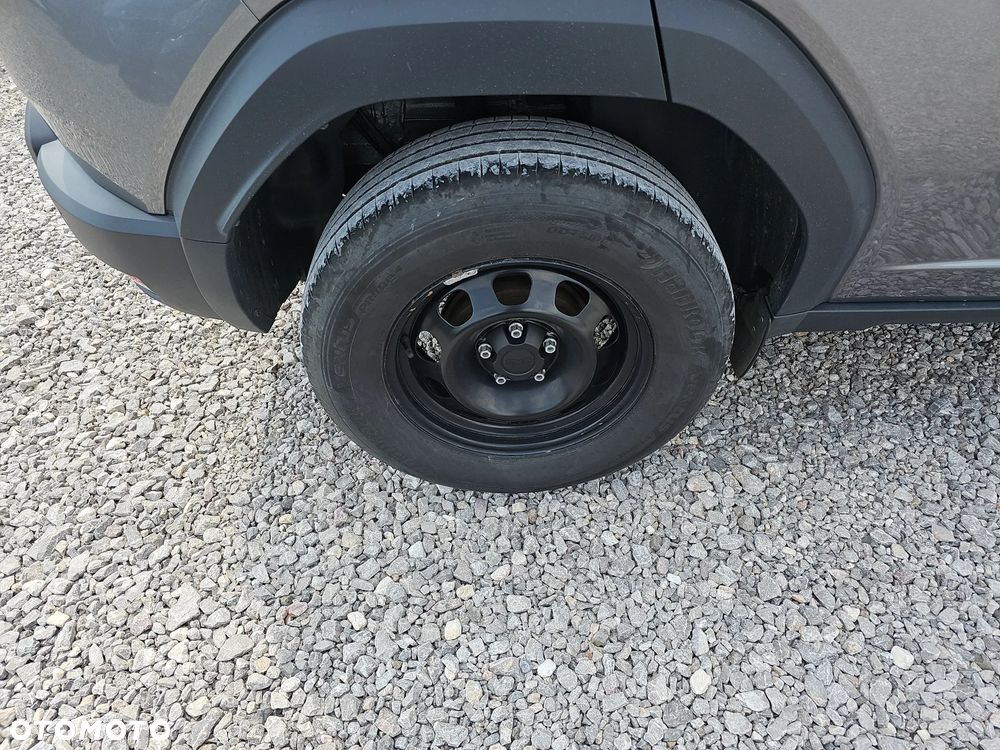 Dacia Duster 1.0 TCe Essential - 27