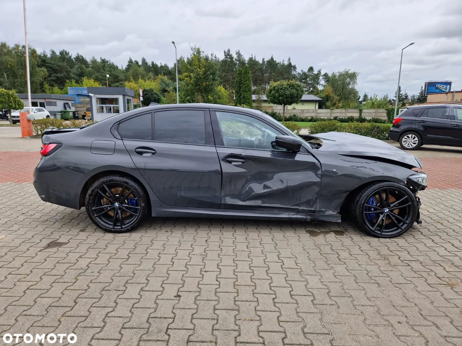 BMW Seria 3 320d M Sport - 8