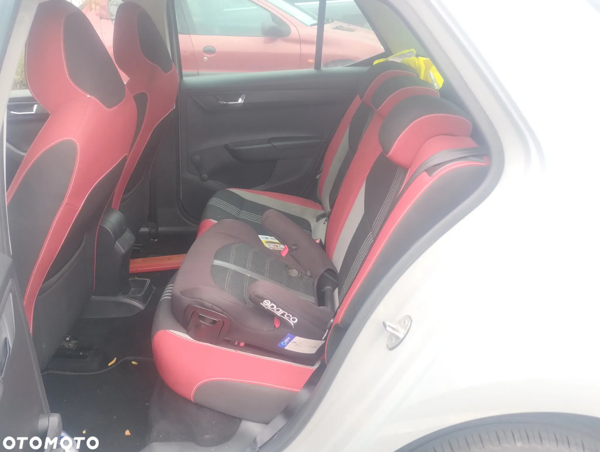 Skoda Fabia 1.2 TSI Monte Carlo - 9