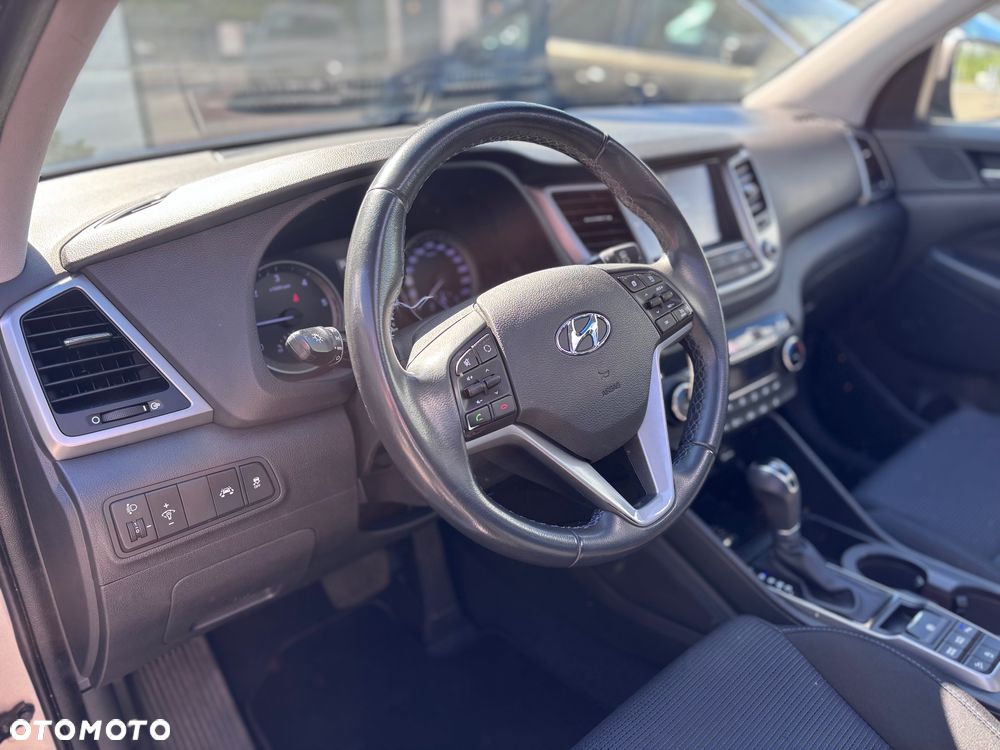 Hyundai Tucson blue 1.7 CRDi 2WD DCT Premium - 16