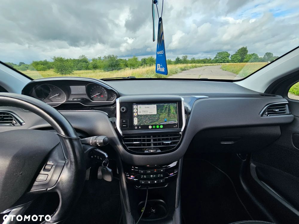 Peugeot 208 PureTech 82 Urban Move - 33