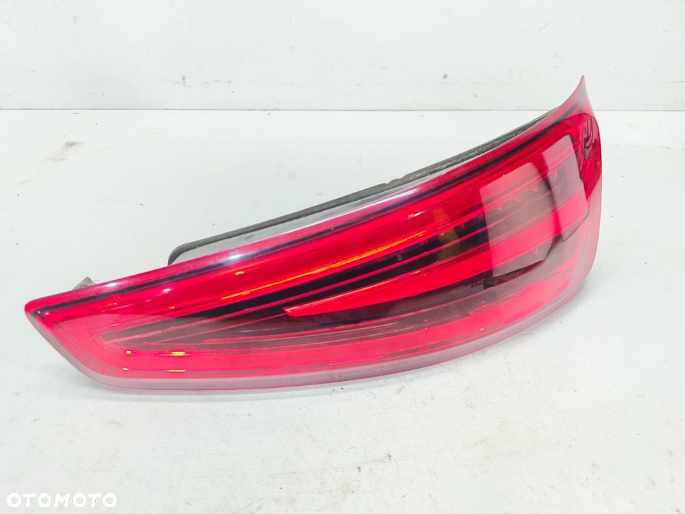 LAMPA PRAWY TYŁ LED AUDI Q3 8U 8U0945094H - 3
