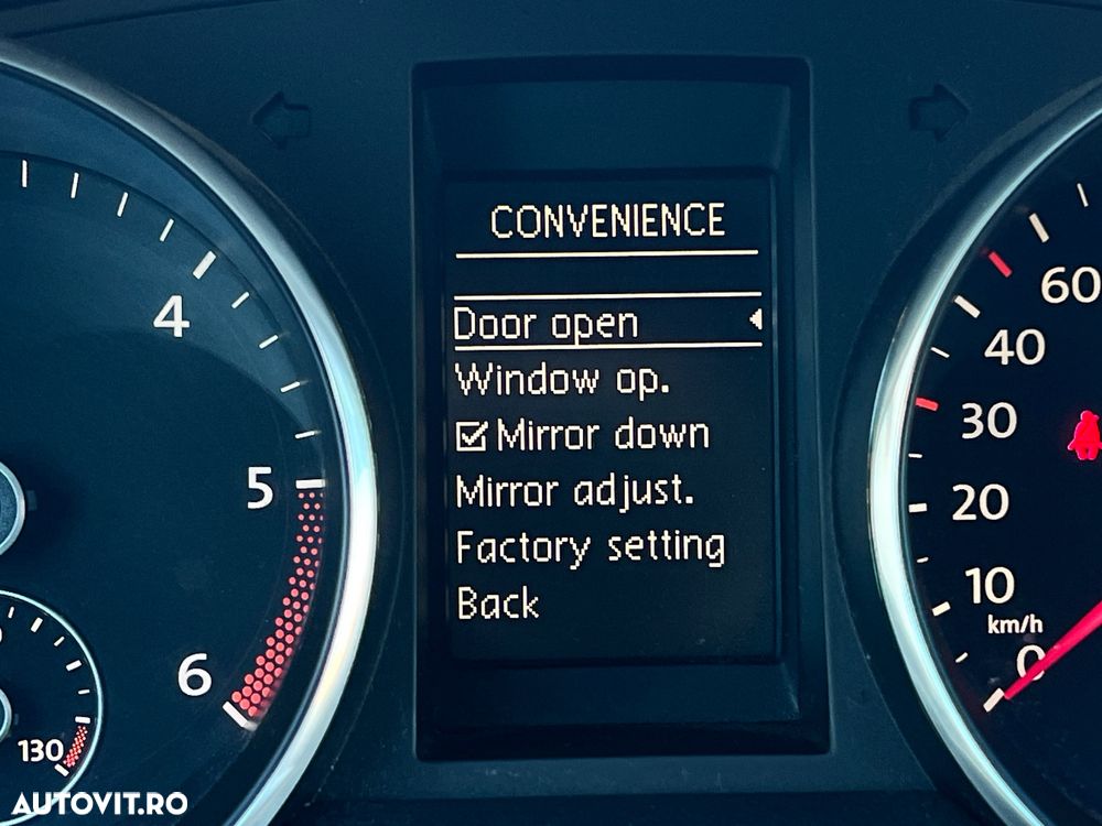 Volkswagen Golf 2.0 TDI Comfortline - 25