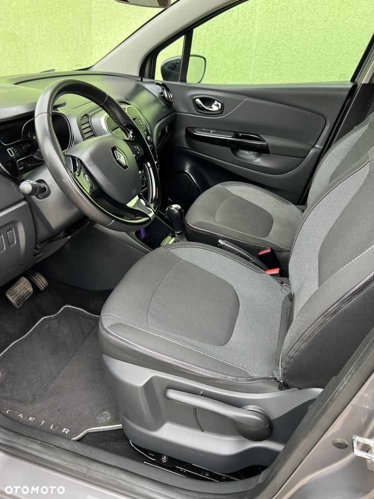 Renault Captur - 10