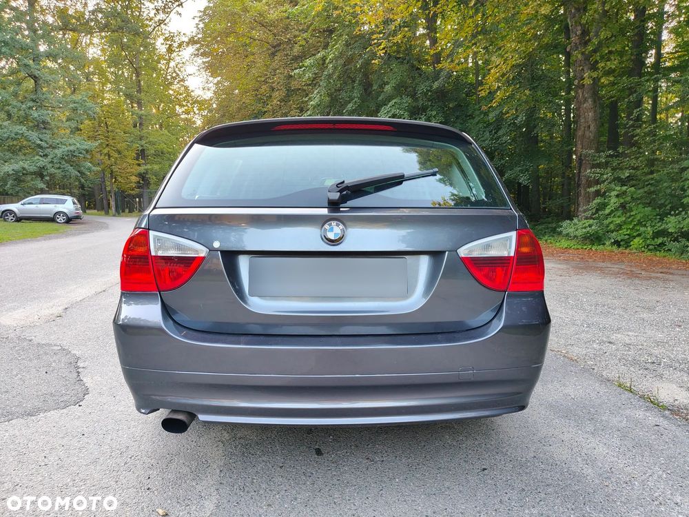 BMW Seria 3 320d - 3