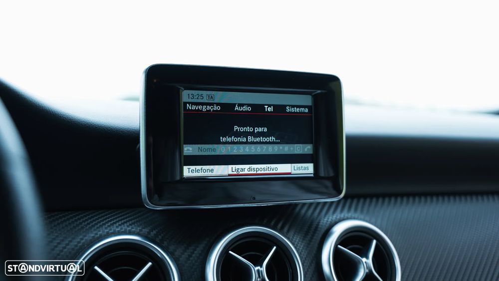 Mercedes-Benz A 200 CDI AMG Line - 32