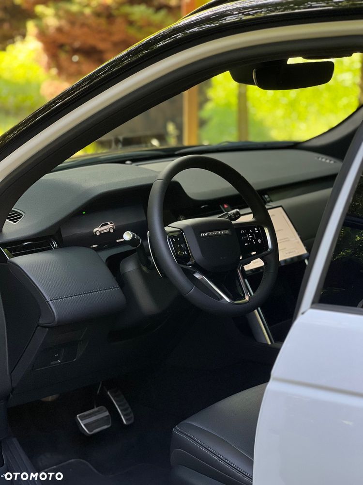 Land Rover Discovery Sport - 13
