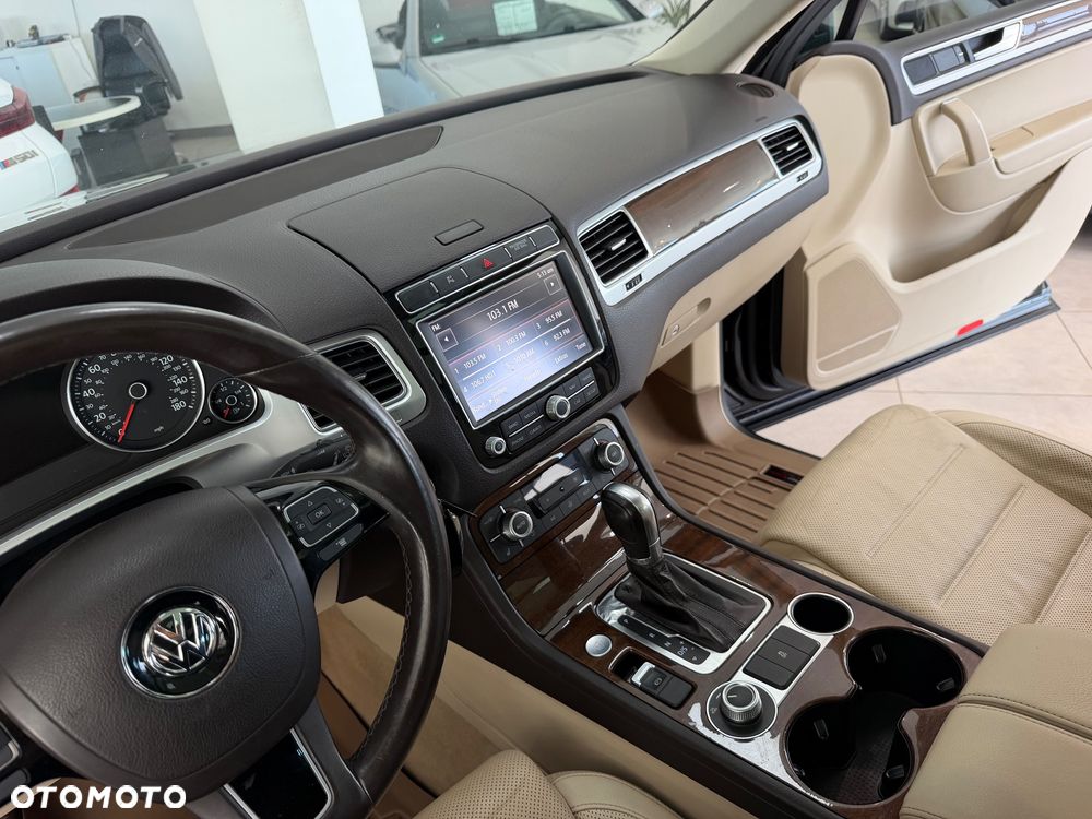 Volkswagen Touareg 3.6 V6 FSI BMT - 29