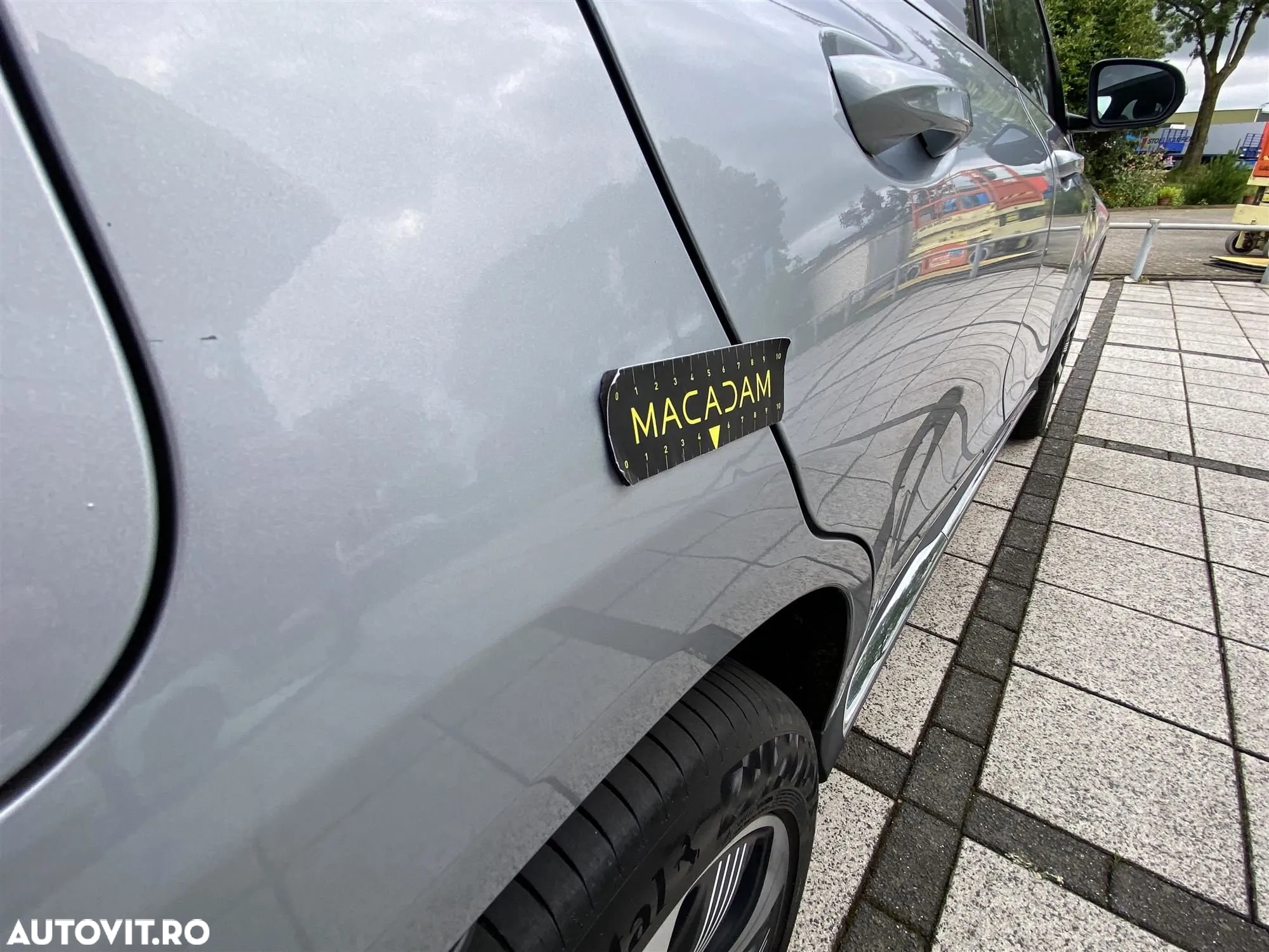 Mercedes-Benz EQC 400 4MATIC - 38