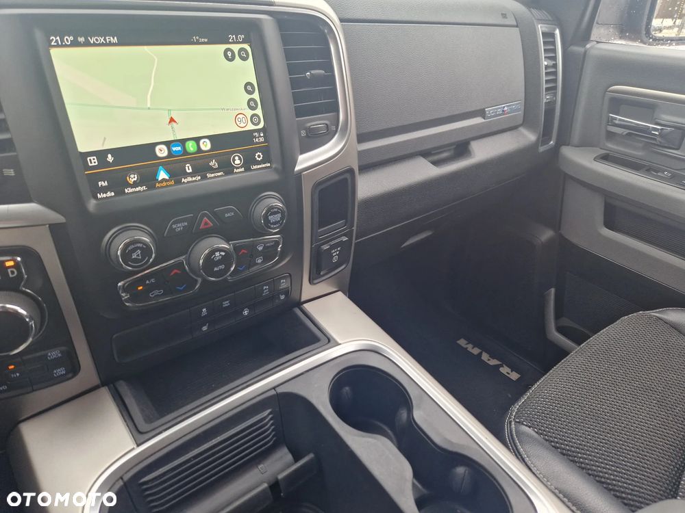 RAM 1500 Crew Cab Laramie - 26