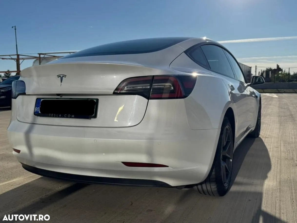 Tesla Model 3 Standard Reichweite Plus Hinterradantrieb - 7