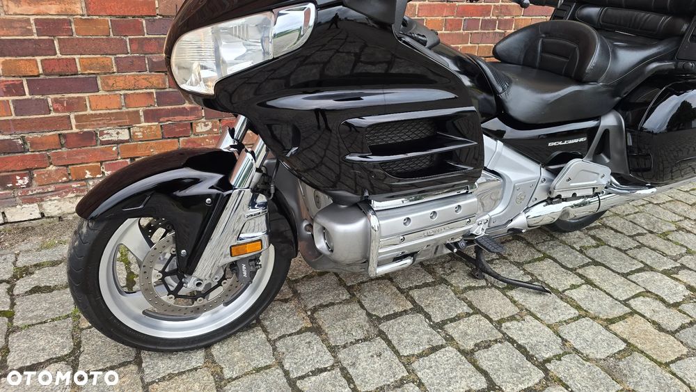 Honda GL - 4