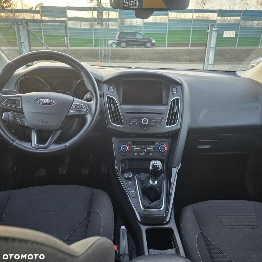 Ford Focus - 18