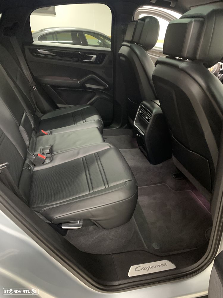 Porsche Cayenne Coupé - 6