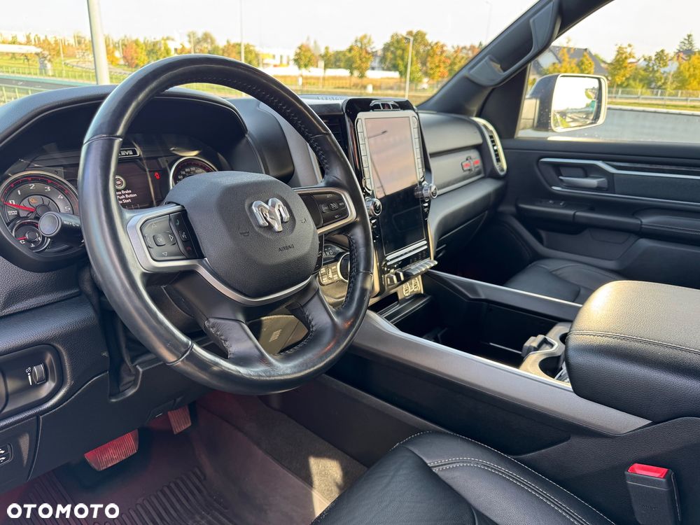 RAM 1500 Crew Cab MB Sport - 14