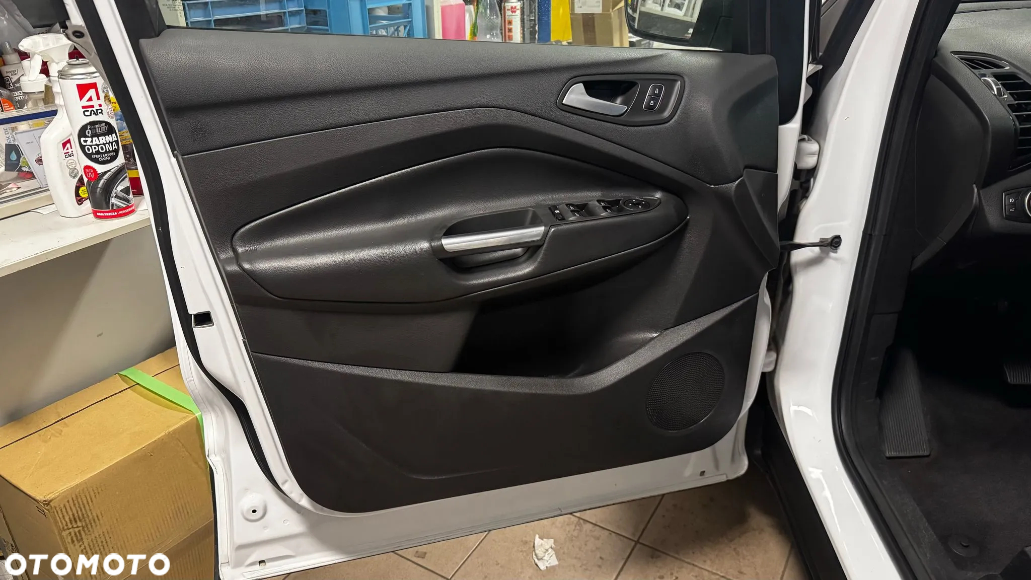 Ford Escape 1.5 EcoBoost AWD SE - 12