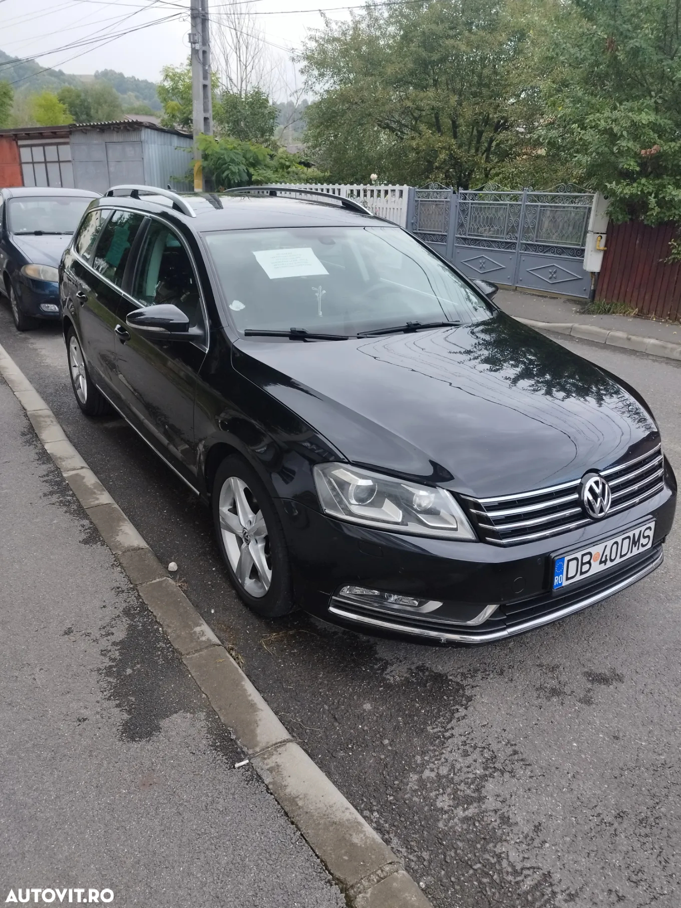 Volkswagen Passat Variant 2.0 TDI BlueMotion Technology DSG Trendline - 2