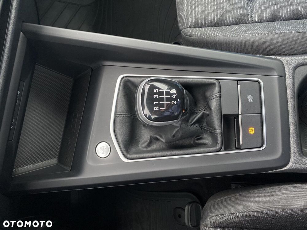 Volkswagen Golf VIII 1.0 TSI Life - 17