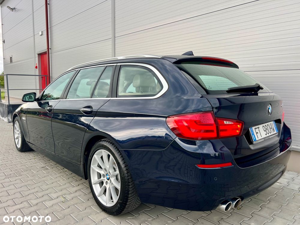 BMW Seria 5 530d xDrive Sport-Aut - 4